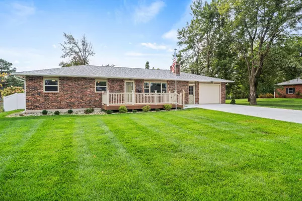 710 Kleewood DR, Fulton, MO 65251