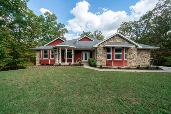 6675 Longhorn DR, Mokane, MO 65059