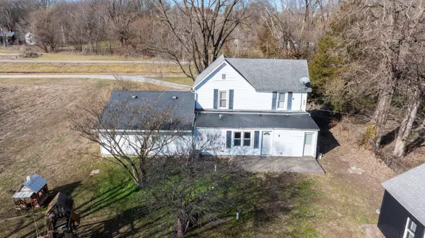 5646 Olive ST, Tebbetts, MO 65080