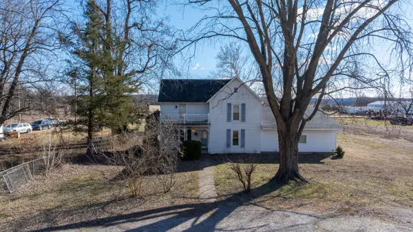 5646 Olive Street, Tebbetts, MO 65080