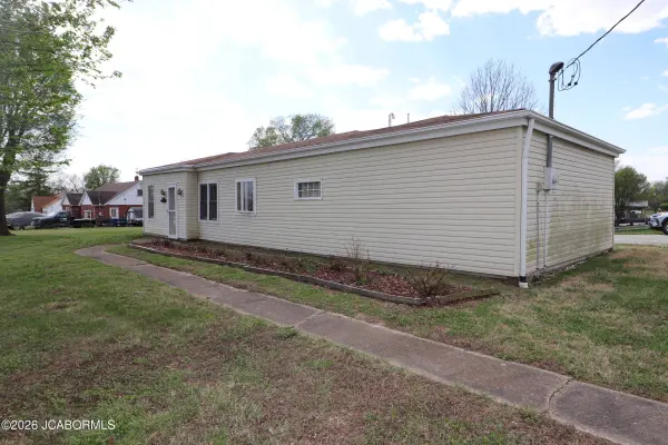 550 S SUMMIT DRIVE, Holts Summit, MO 65043
