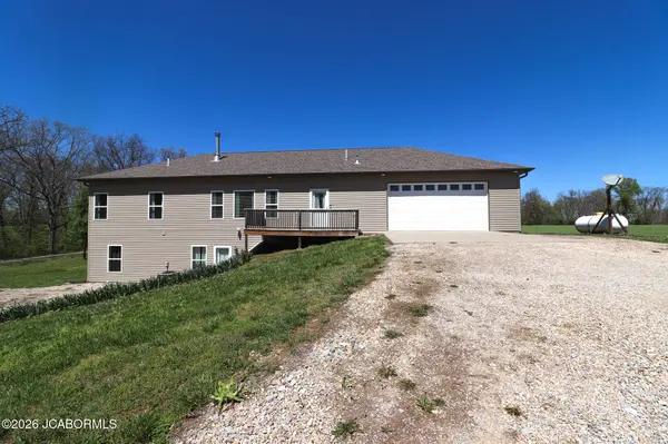 5704 COUNTY ROAD 262, Auxvasse, MO 65231