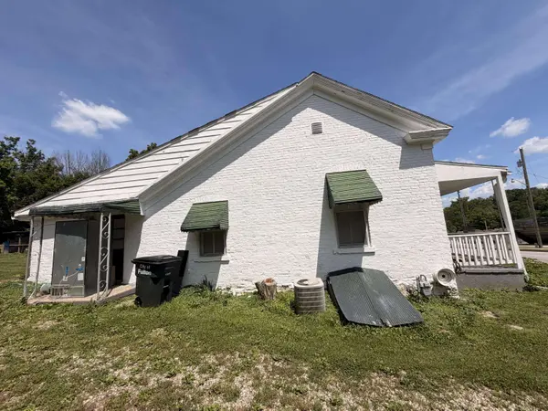 205 W 2nd ST, Fulton, MO 65251