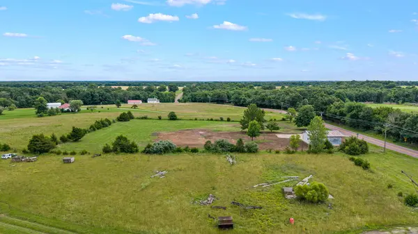 8871 State rd o, Steedman, MO 65077