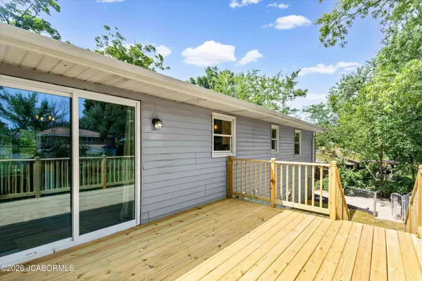 1002 RANDALL LANE, Fulton, MO 65251