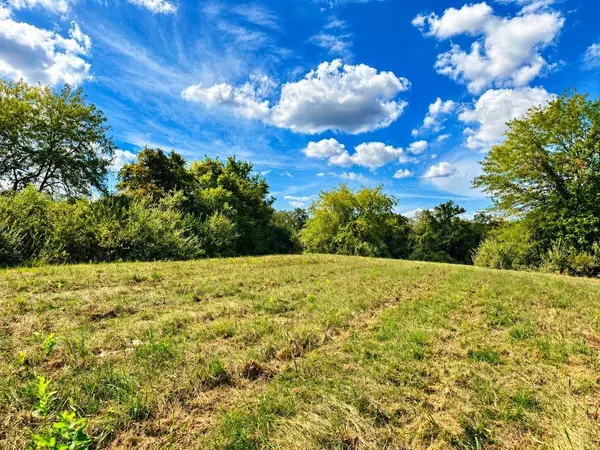 Tract 4 5.27 Ac County Rd 4008, Holts Summit, MO 65043