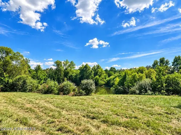 3735 STATE ROAD AA, Holts Summit, MO 65043