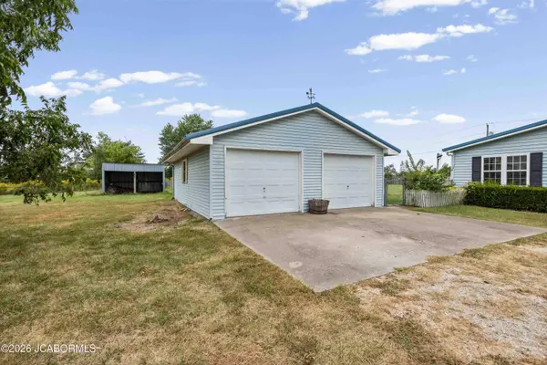 5225 COUNTY ROAD 207, Fulton, MO 65251