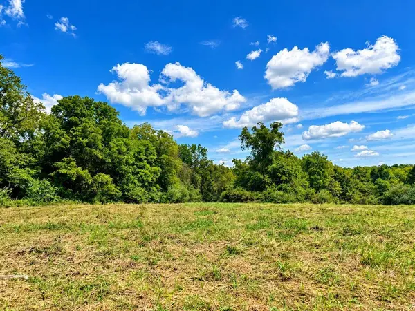 Tract 4 5.27 Ac County Rd 4008, Holts Summit, MO 65043