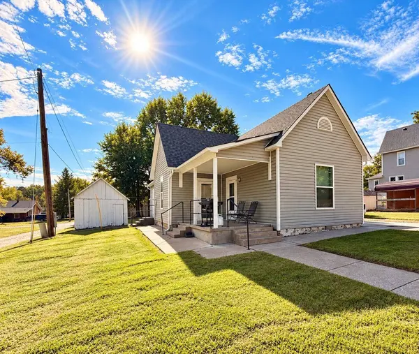 316 1st ST, Mokane, MO 65059