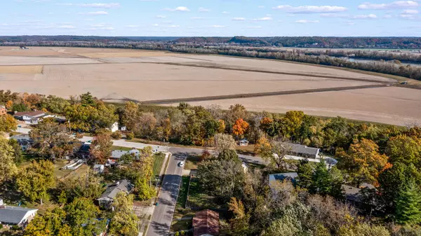 920 Boonville RD, Jefferson City, MO 65109