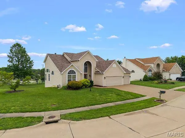 102 Stewart Springs DR, Wentzville, MO 63385