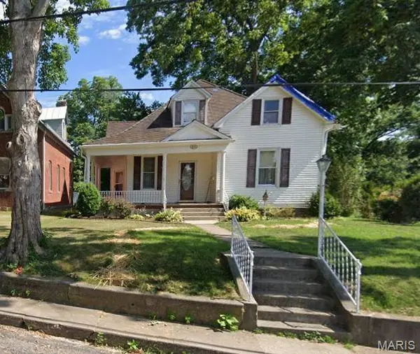 672 Jefferson ST, Ste Genevieve, MO 63670