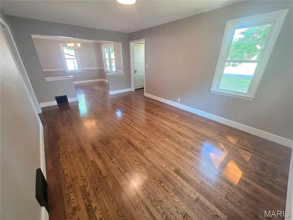 698 Center DR, Ste Genevieve, MO 63670