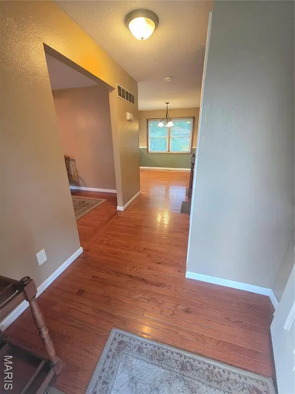 225 Gerard ST, Ste Genevieve, MO 63670