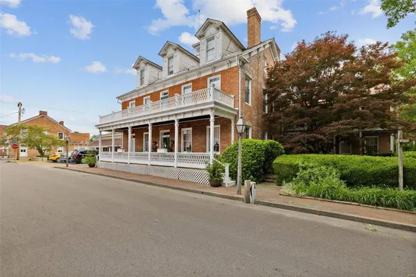 146 S 3rd ST, Ste Genevieve, MO 63670