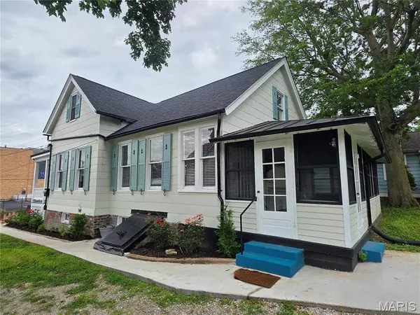 371 Jefferson ST, Ste Genevieve, MO 63670