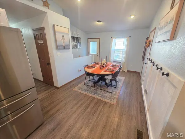 121 Holdinghausen DR, Crystal City, MO 63019