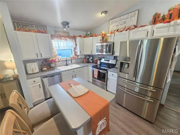 121 Holdinghausen DR, Crystal City, MO 63019