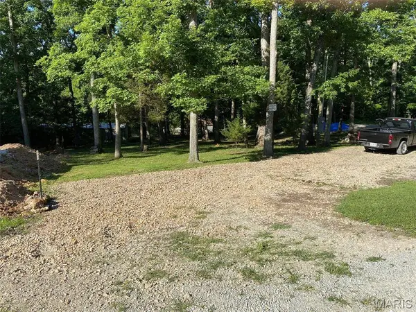 6412 Midmeadow LN, French Village, MO 63036