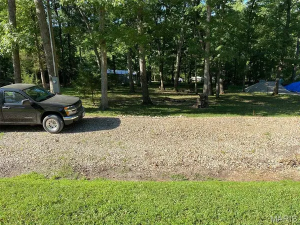 6412 Midmeadow LN, French Village, MO 63036