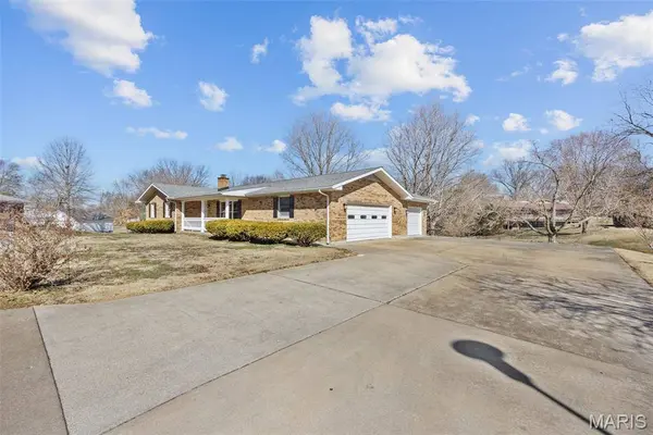 235 Gerard ST, Ste Genevieve, MO 63670