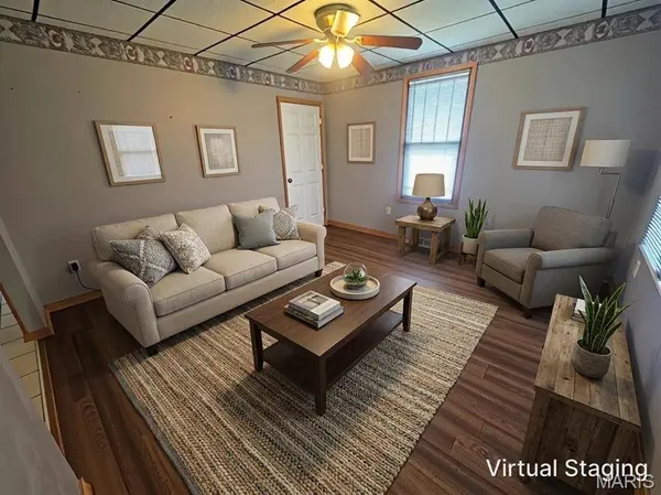 1240 Market ST, Ste Genevieve, MO 63670