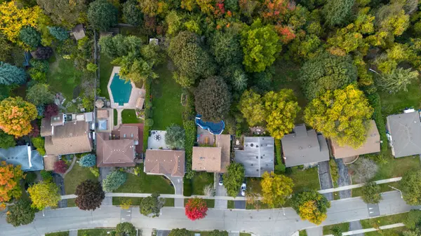 Orillia vs. Barrie: Which Simcoe County Market Fits Your Next Move?,Jackson Realty