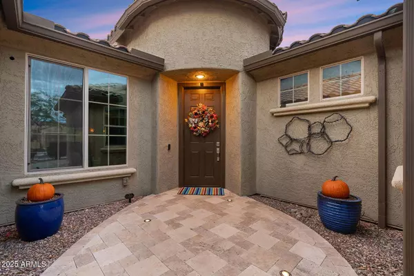 2602 W ROYER Road, Phoenix, AZ 85085