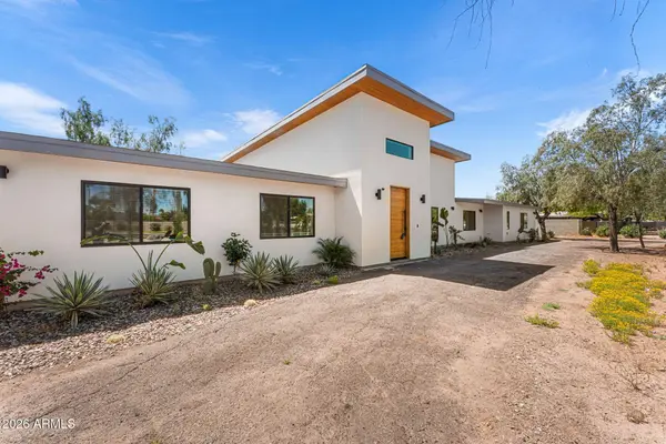 8621 E INDIAN BEND Road, Scottsdale, AZ 85250