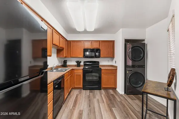 9430 E MISSION Lane #113, Scottsdale, AZ 85258