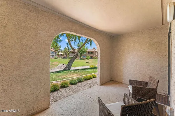 9430 E MISSION Lane #113, Scottsdale, AZ 85258