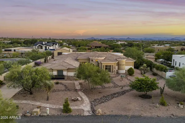 5643 E RANCHO TIERRA Drive