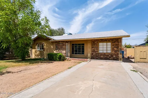 2040 E WHITTON Avenue, Phoenix, AZ 85016