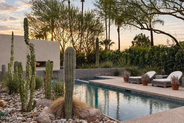 5056 E CHOLLA Street, Scottsdale, AZ 85254