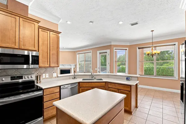 2604 Shadow Ridge CT, Lynn Haven, FL 32444