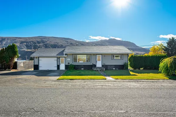 Turn-Key Home with Stunning Views in Ashcroft, BC