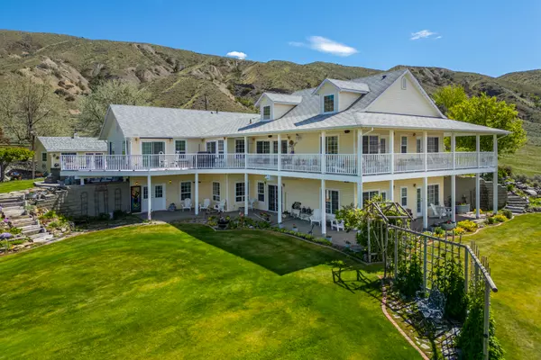 Live, Earn, and Entertain in Style: Discover the Ultimate Lifestyle and Income Property at 570 Mesa Vista Drive