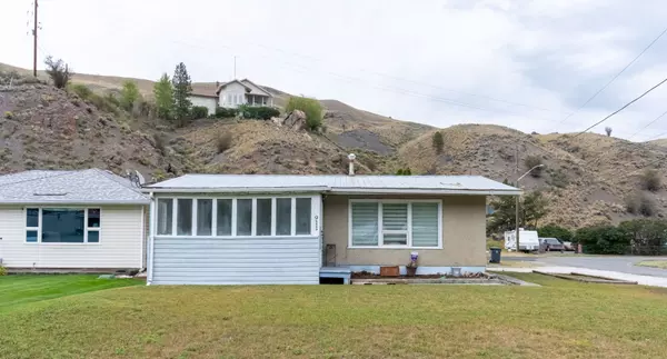 New Listing Alert: Charming Updated Home at 911 Collins Road, Cache Creek BC – $289,900,Kevin Scharfenberg