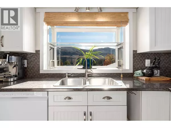 705 ELM Street, Ashcroft, BC V0K1A0