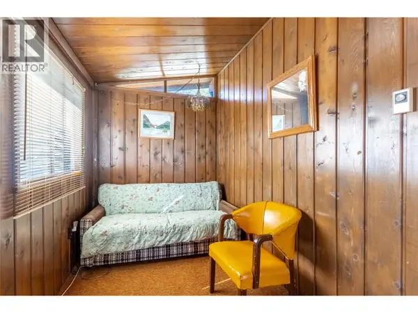 2631 Loon Lake Road, Loon Lake, BC V0K1H1