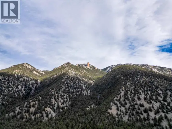 240 SMITH Road, Lillooet, BC V0K2H0