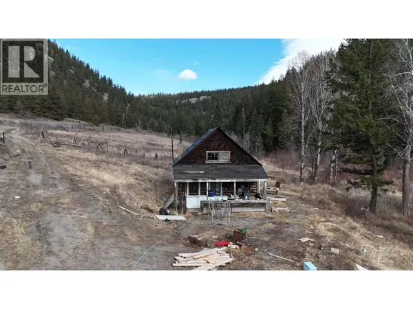 6930 BIG BAR Road, Clinton, BC V0K1K0