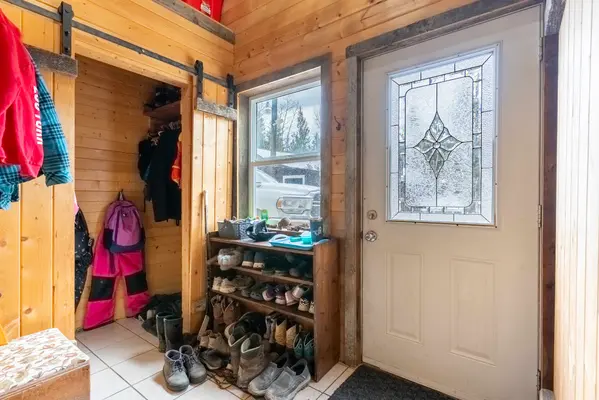 1556 Chasm Road, Clinton, BC