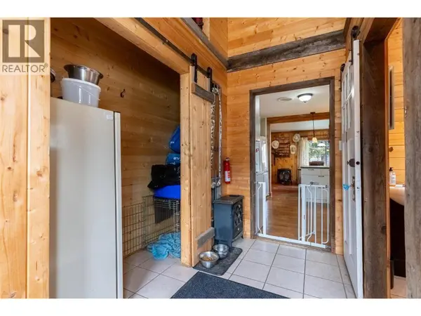 1556 CHASM Road, Clinton, BC V0K1K0