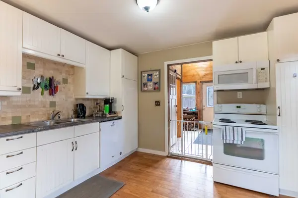 1556 Chasm Road, Clinton, BC