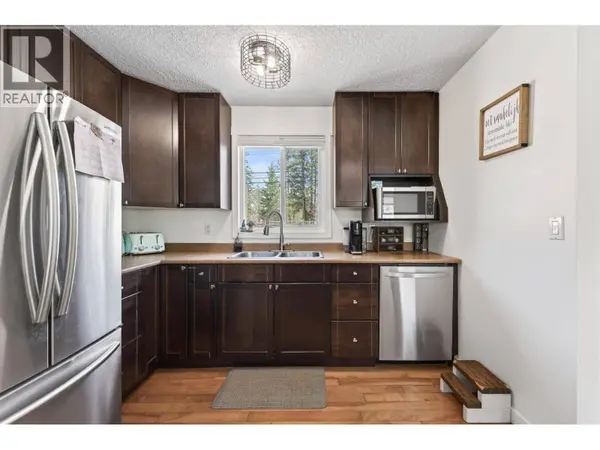 5914 TODD Road, Kamloops, BC V2C5X1