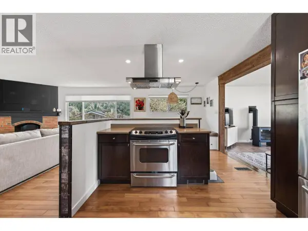 5914 TODD Road, Kamloops, BC V2C5X1