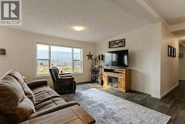 6288 ASHCROFT Road, Kamloops, BC V0K2J0