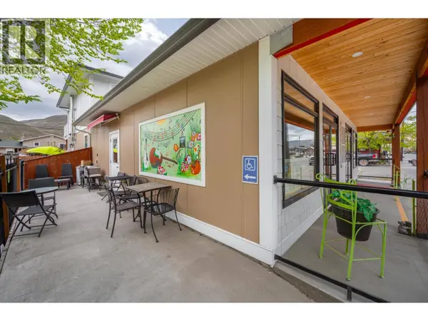 605/607 RAILWAY Avenue, Ashcroft, BC V0K1A0